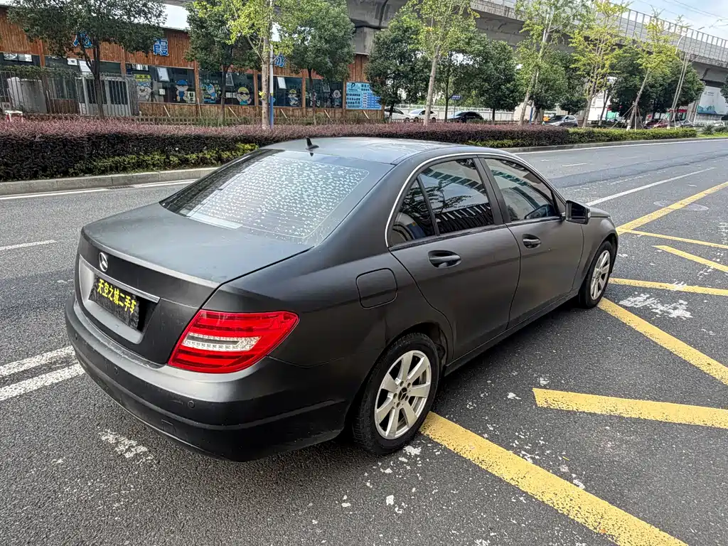 Mercedes-Benz C-Class — миниатюра 14