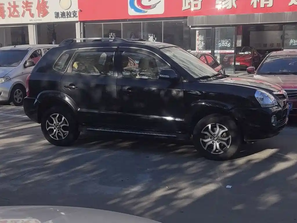 Hyundai Tucson — миниатюра 3