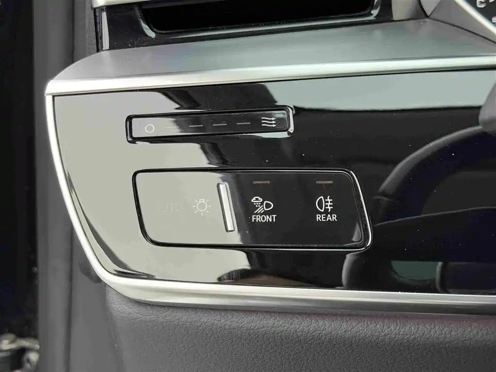 Audi A8 — миниатюра 17
