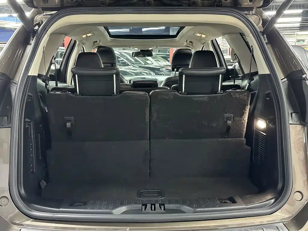 Ford Edge — миниатюра 12