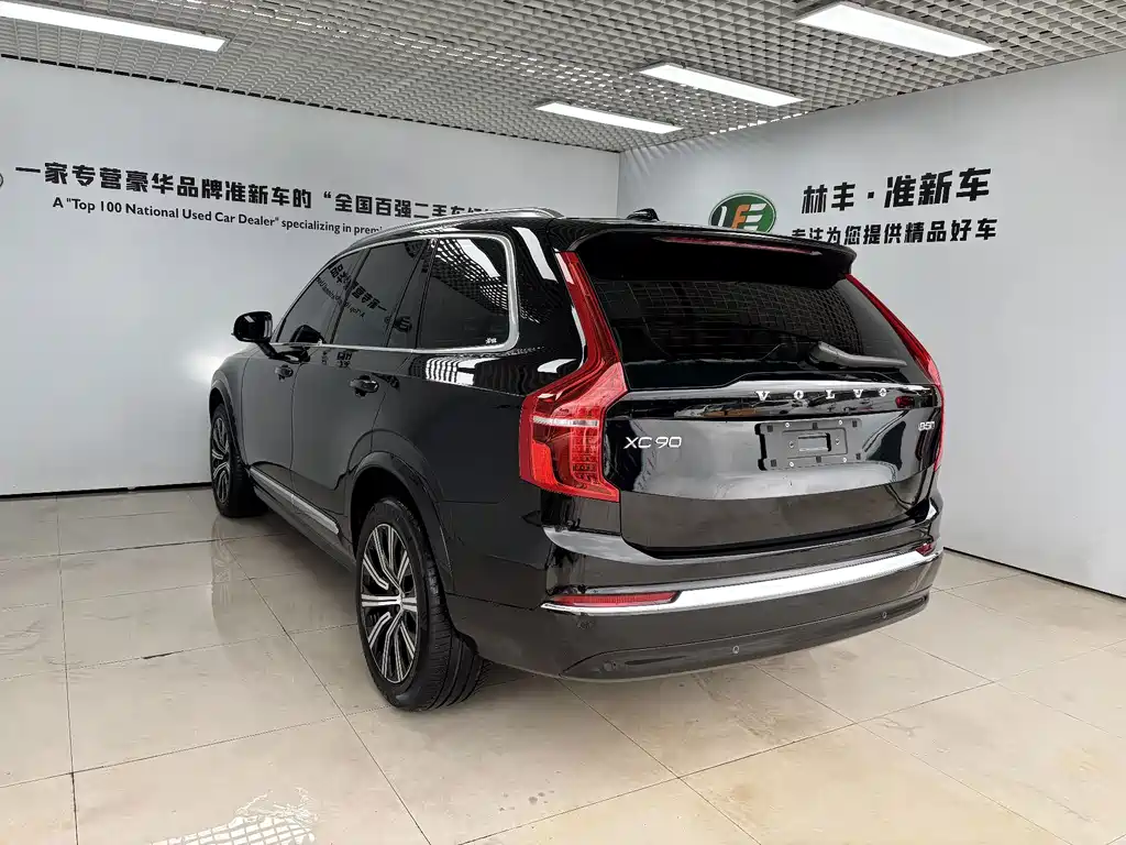 Volvo XC90 — миниатюра 7
