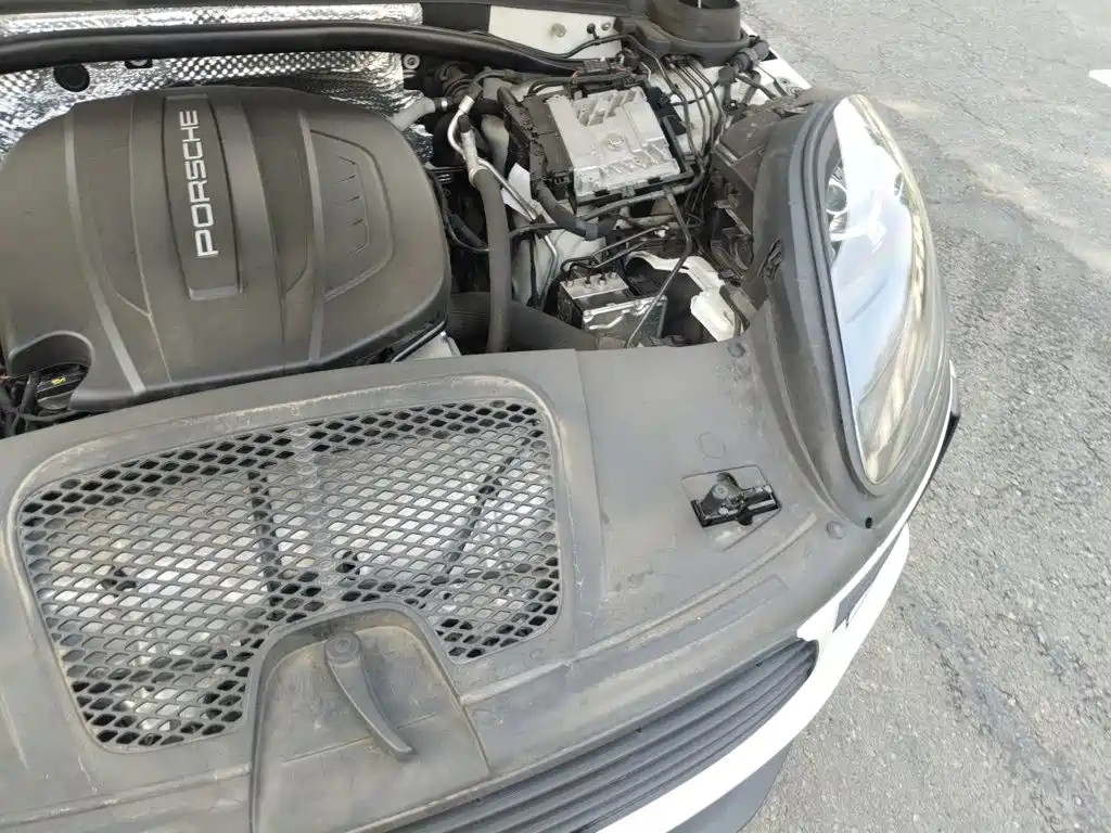 Porsche Macan — миниатюра 22