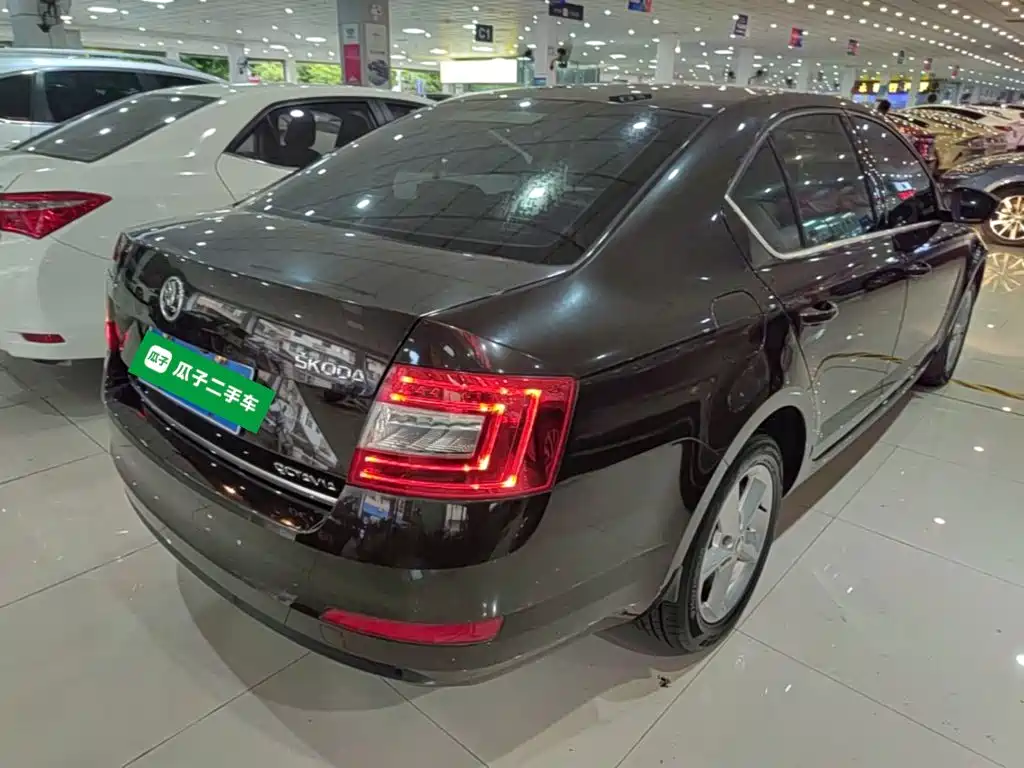 Skoda Octavia — миниатюра 7