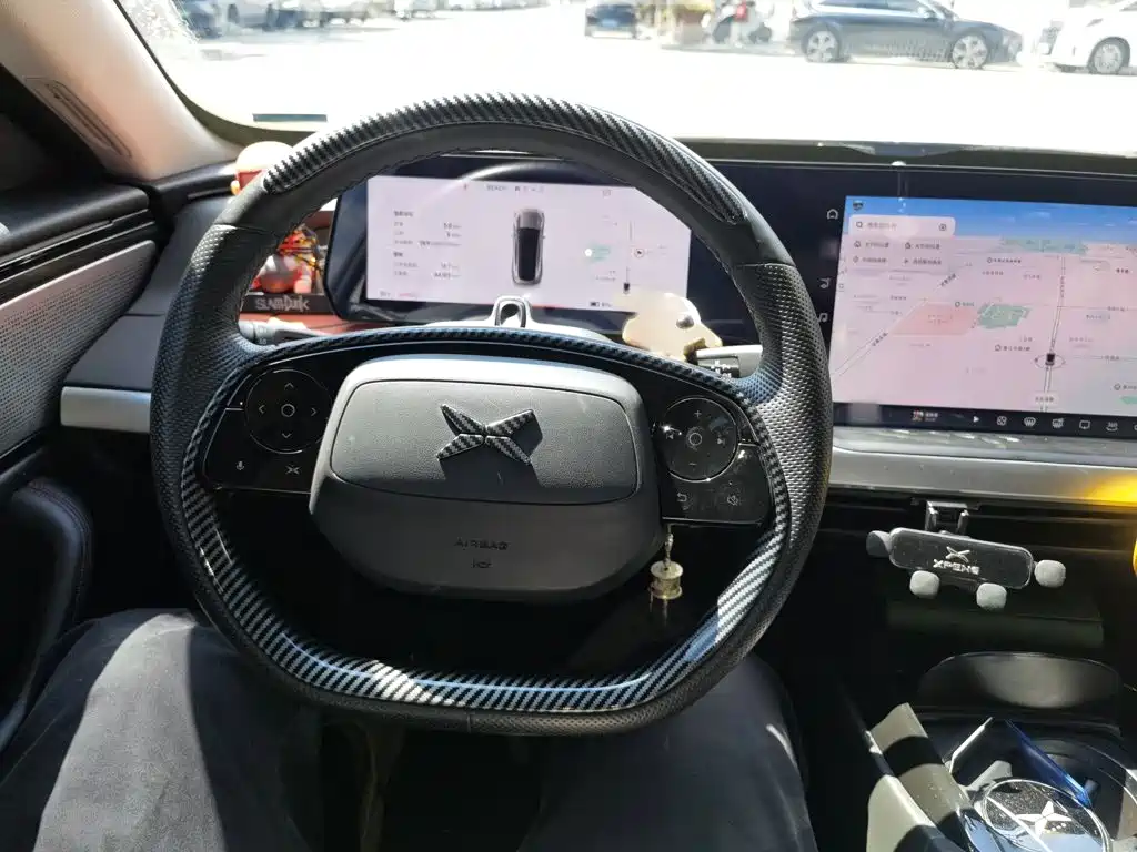XPeng P7 — миниатюра 3