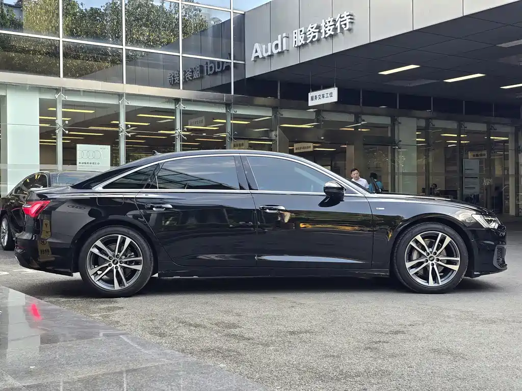 Audi A6L — миниатюра 4