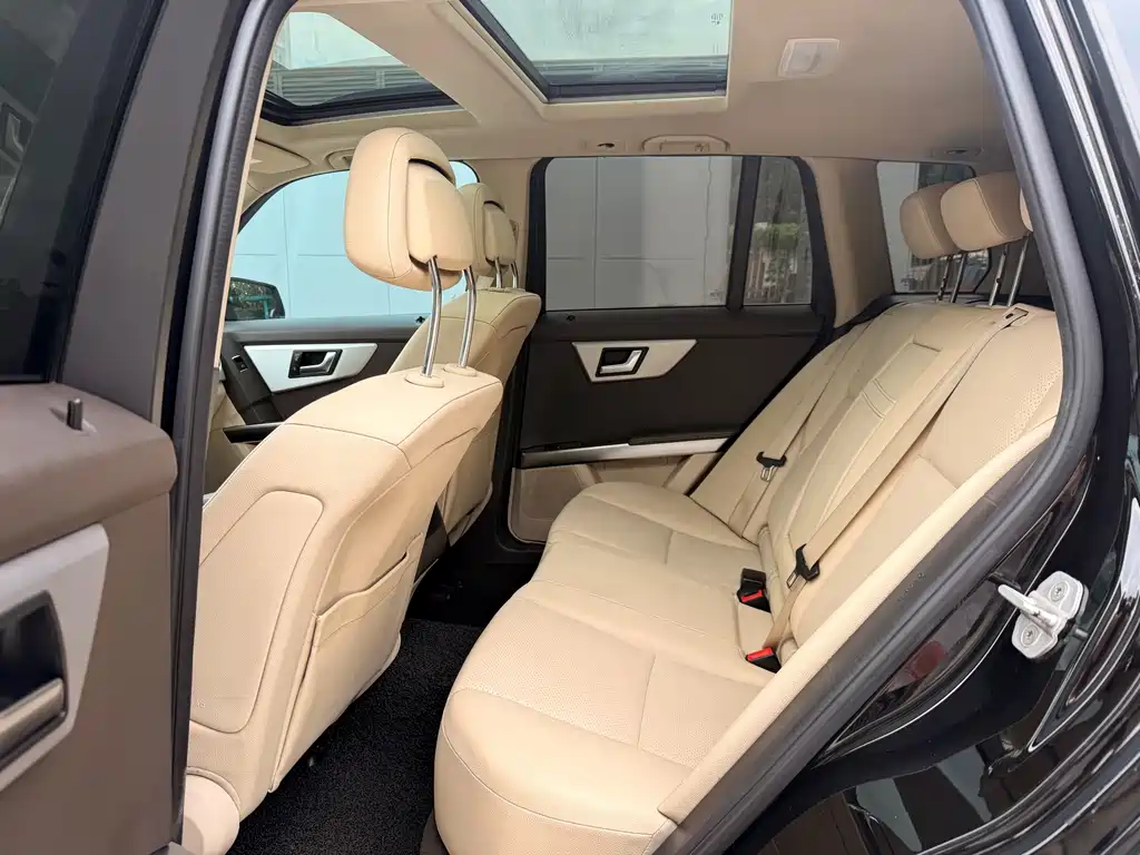 Mercedes-Benz GLK-Class — миниатюра 7