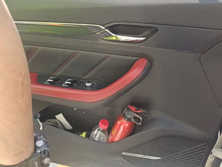 Geely Emgrand S — миниатюра 7