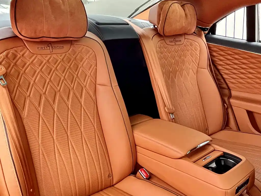 Bentley Flying Spur — миниатюра 21