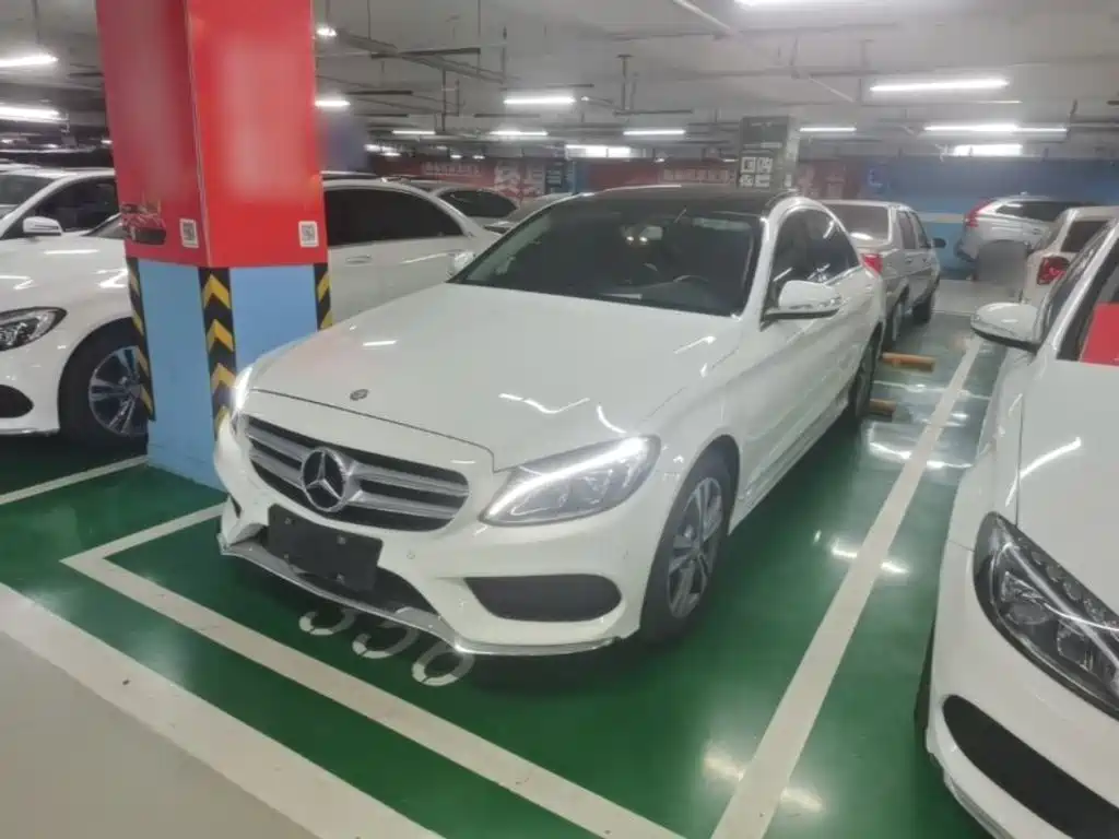 Mercedes-Benz C-Class — миниатюра 2
