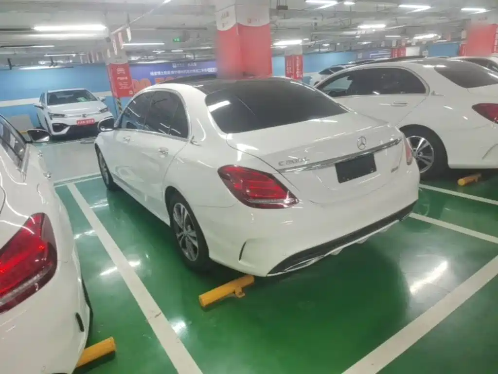 Mercedes-Benz C-Class — миниатюра 5