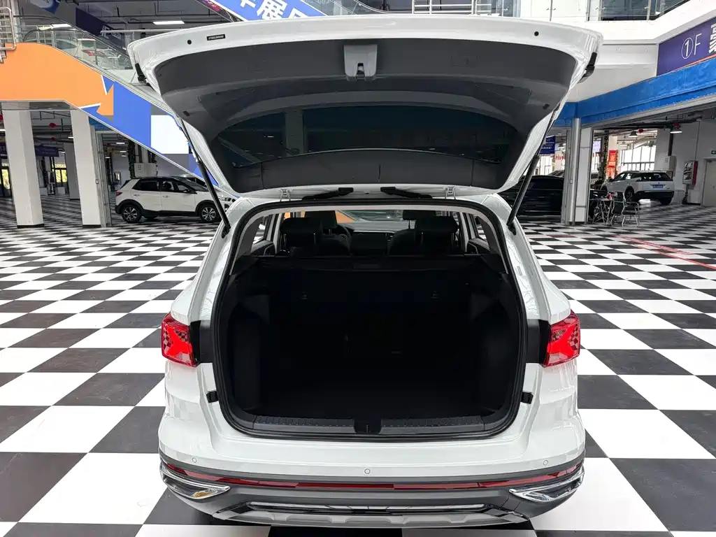 Jetta VS7 — миниатюра 12
