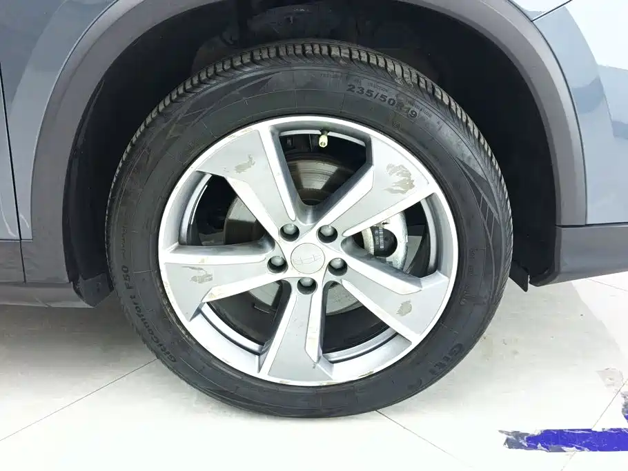 Geely Haoyue L — миниатюра 6