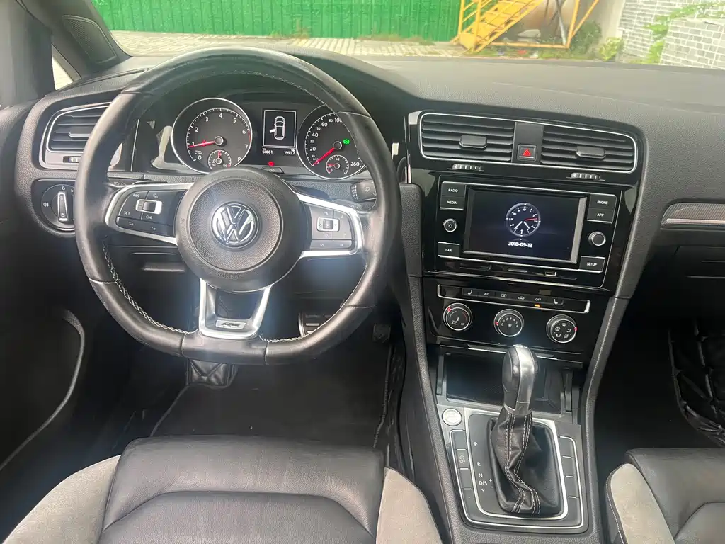 Volkswagen Golf — миниатюра 19