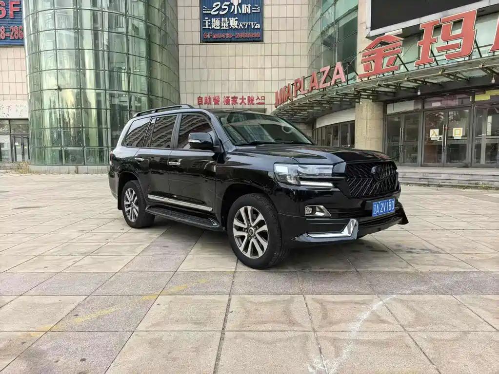 Toyota Land Cruiser — миниатюра 3