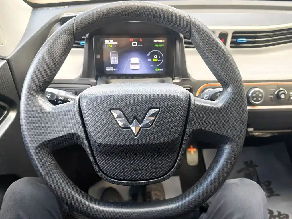 Wuling MINIEV — миниатюра 10
