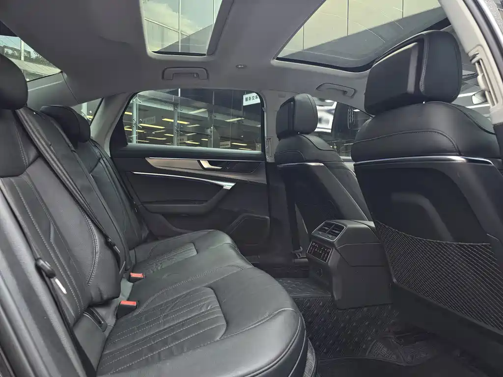 Audi A6L — миниатюра 13