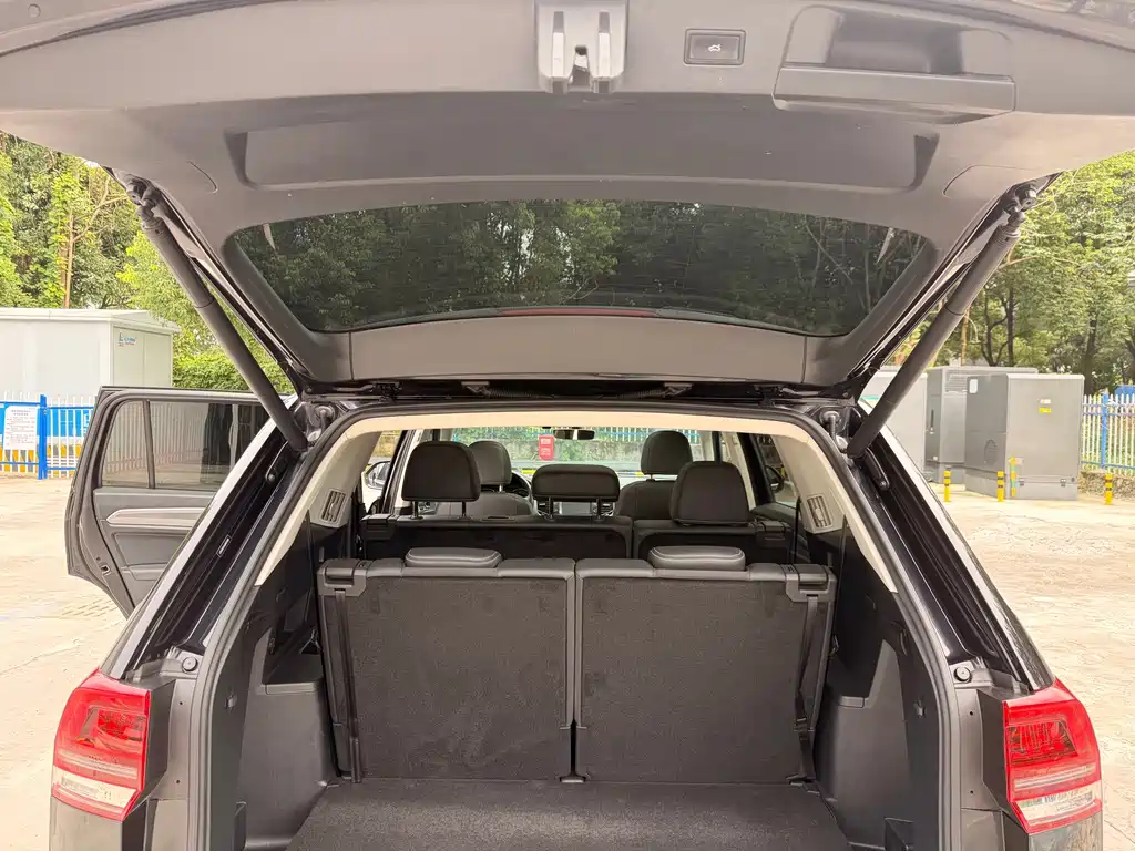 Volkswagen Teramont — миниатюра 14