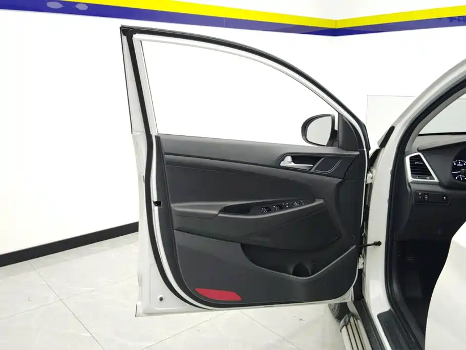 Hyundai Tucson — миниатюра 7
