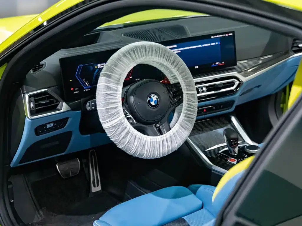 BMW M4 — миниатюра 8