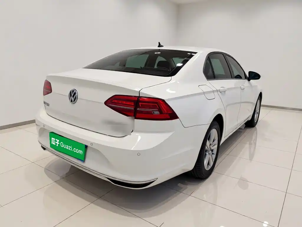 Volkswagen Lamando — миниатюра 6