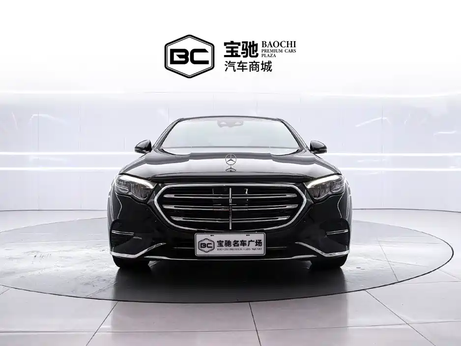 Mercedes-Benz E-Class — миниатюра 2