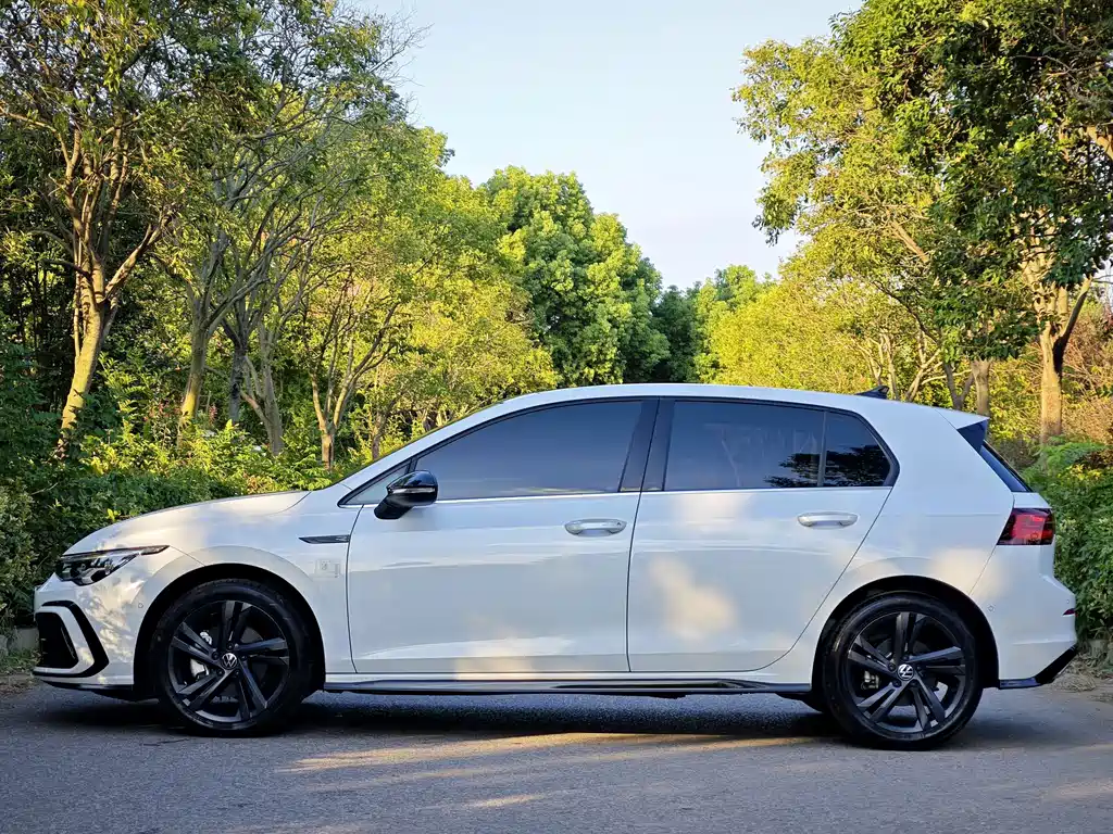Volkswagen Golf — миниатюра 4