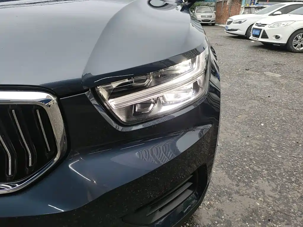 Volvo XC40 — миниатюра 24