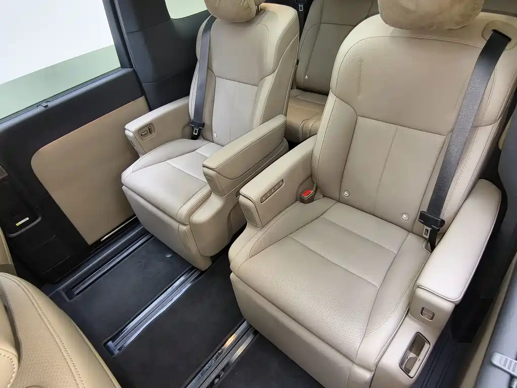 Li Auto Li MEGA — миниатюра 9