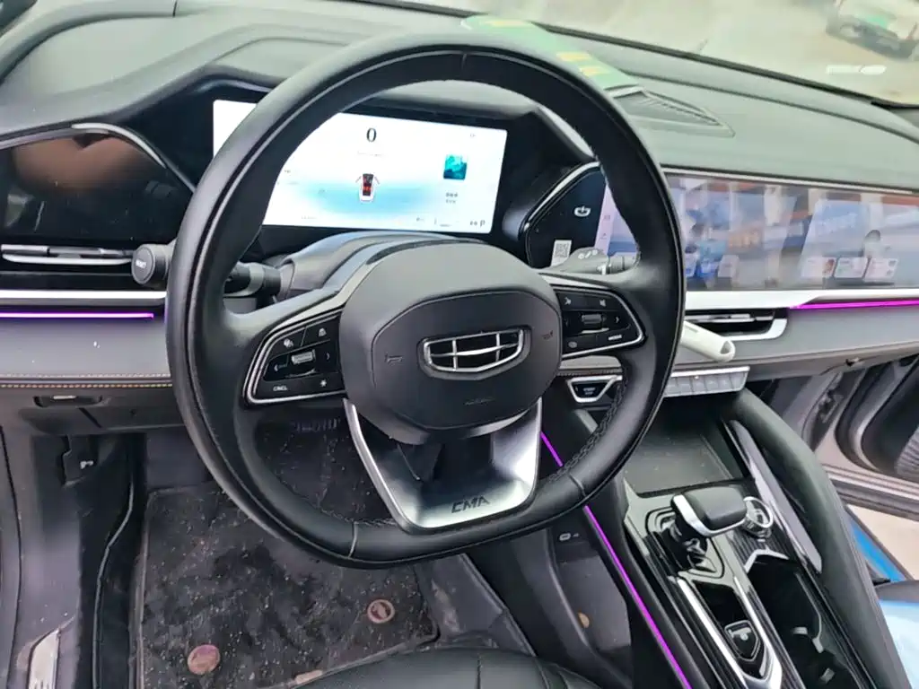 Geely Xingyue L — миниатюра 11