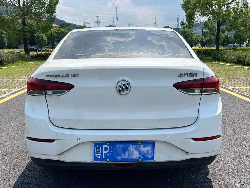 Buick Excelle — миниатюра 6