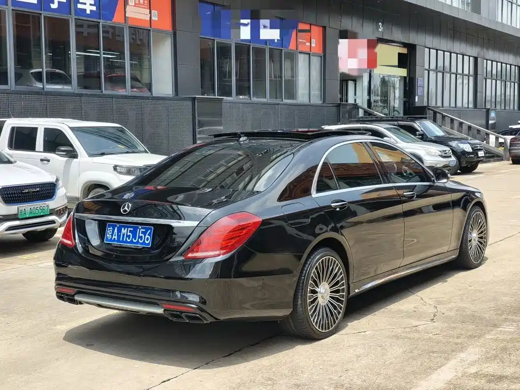 Mercedes-Benz S-Class — миниатюра 9