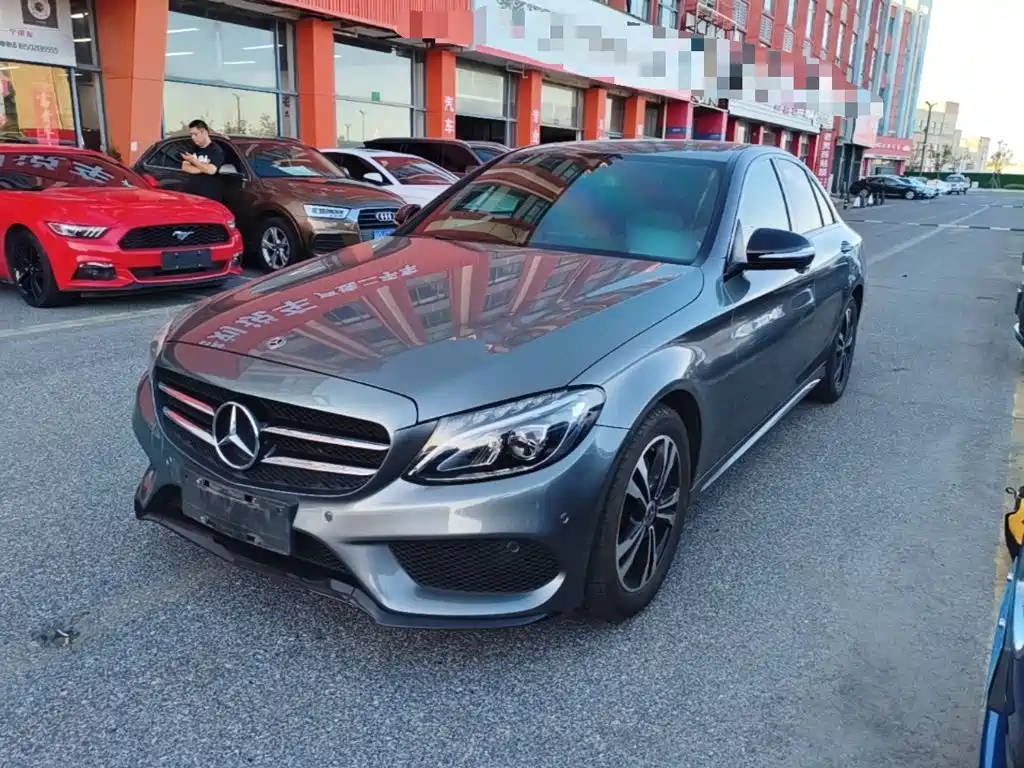 Mercedes-Benz C-Class — миниатюра 2