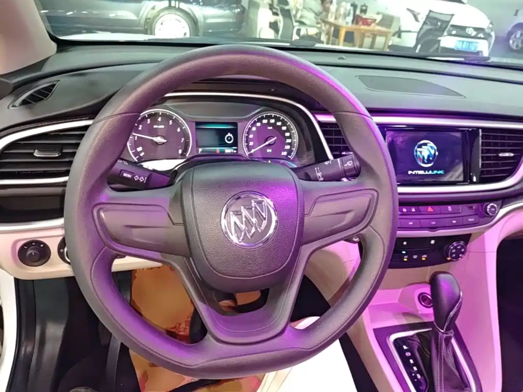 Buick Excelle — миниатюра 11