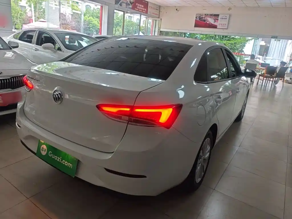 Buick Excelle — миниатюра 7