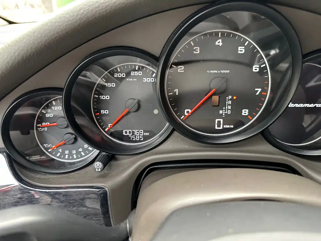 Porsche Panamera — миниатюра 22