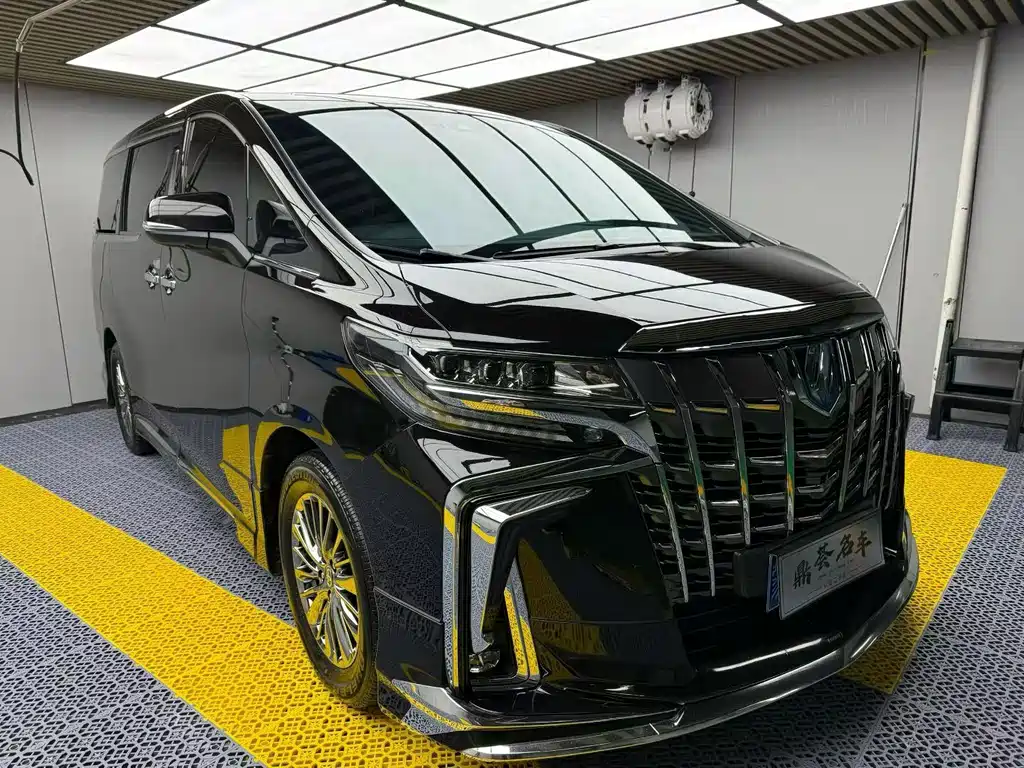 Toyota Alphard 2021