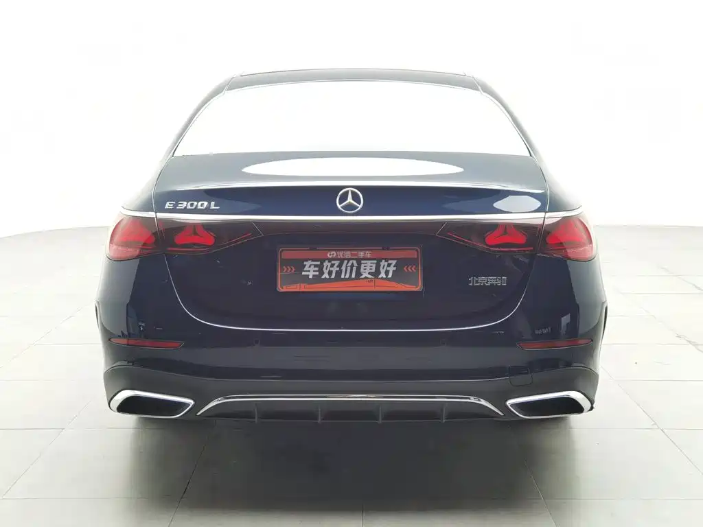 Mercedes-Benz E-Class — миниатюра 4