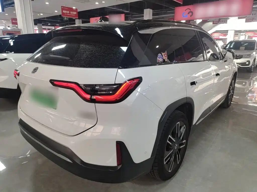 NIO ES6 — миниатюра 7