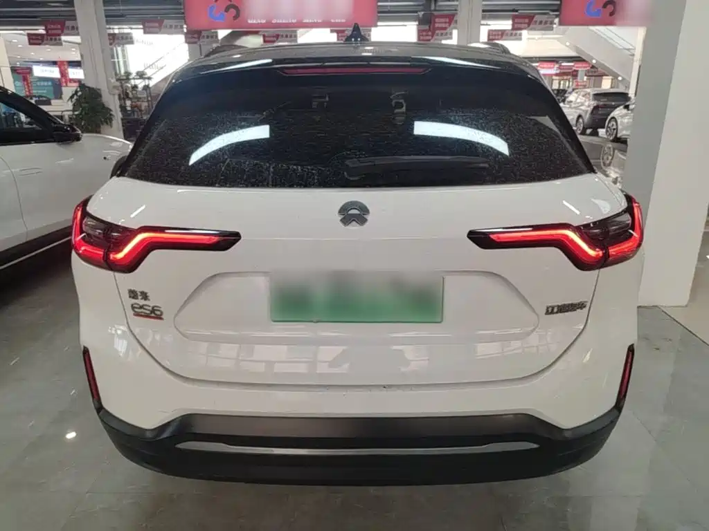 NIO ES6 — миниатюра 6
