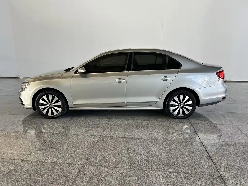 Volkswagen Sagitar — миниатюра 3