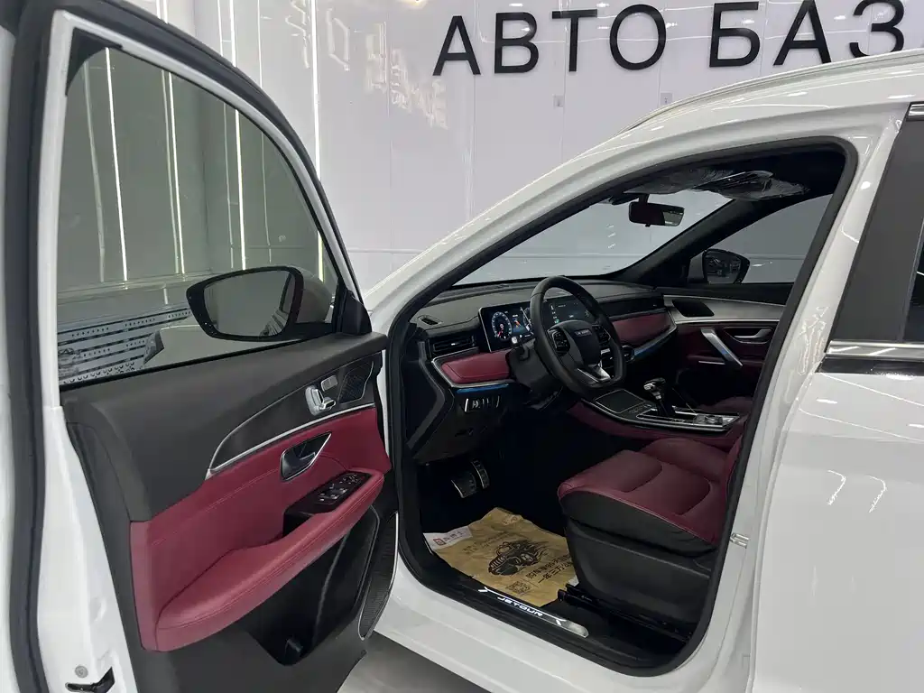 JETOUR X70 PLUS 2022 1.5T CVT 7 мест