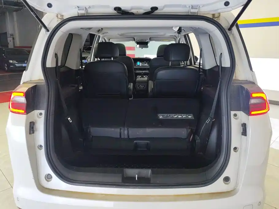 GAC Motor Trumpchi M6 — миниатюра 4