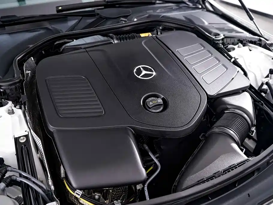 Mercedes-Benz C-Class — миниатюра 13