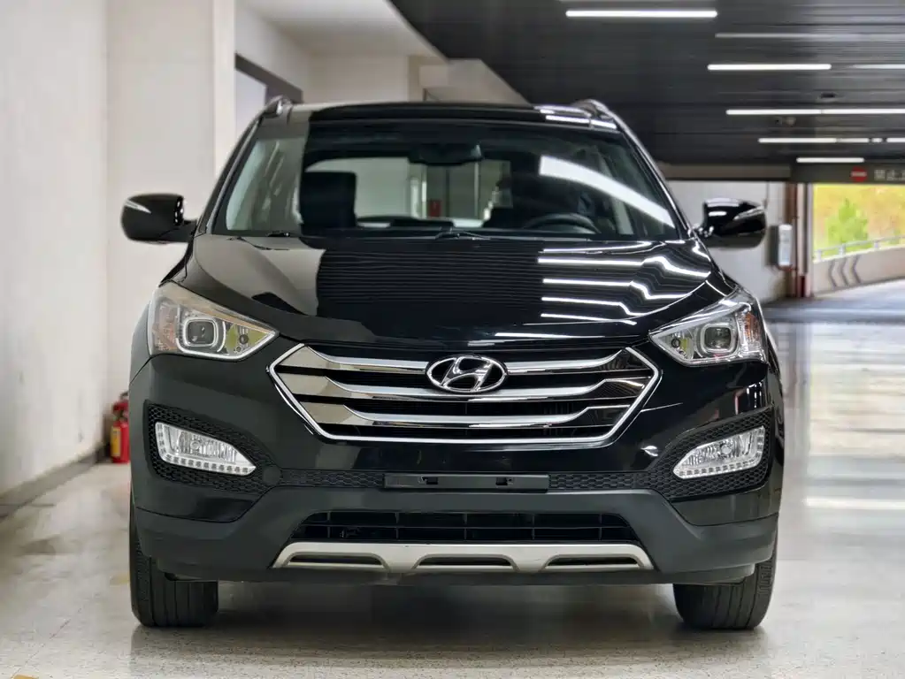Hyundai Santa Fe — миниатюра 2