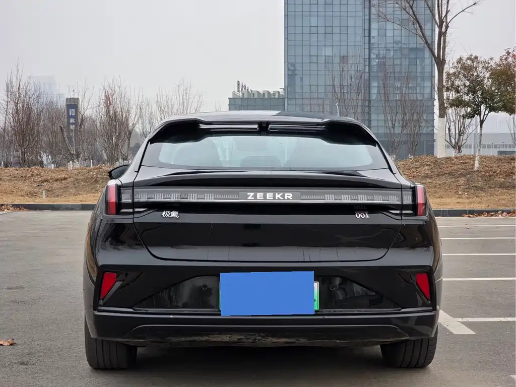 ZEEKR EXTREME KRYPTON 001