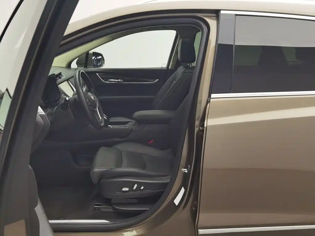 Cadillac XT5 — миниатюра 10