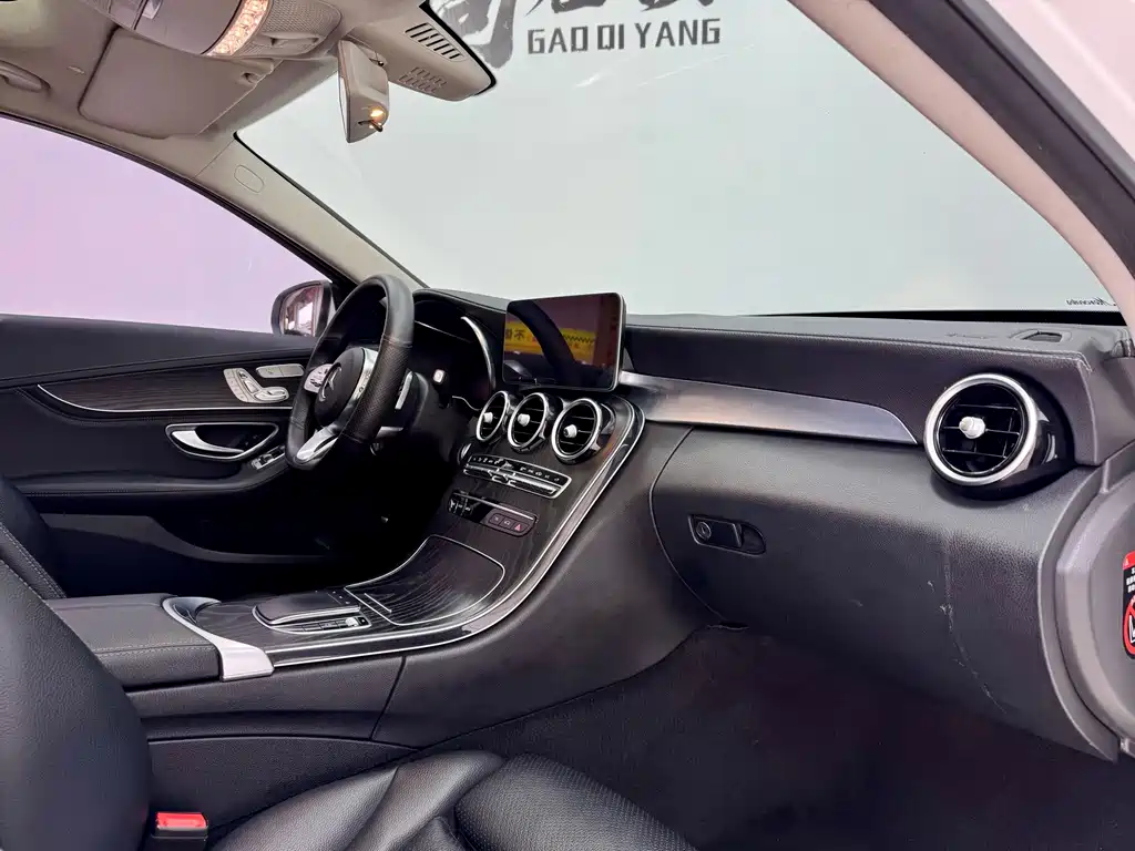 Mercedes-Benz C-Class — миниатюра 14