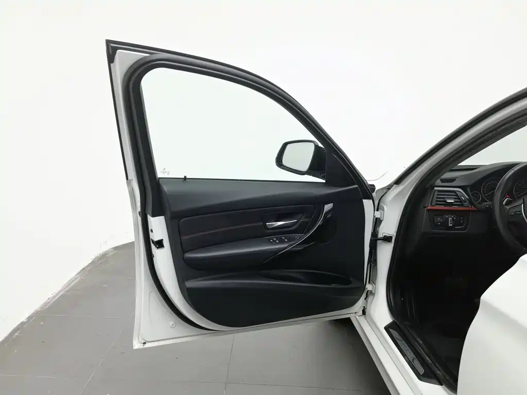 BMW 3 Series (Import) — миниатюра 8