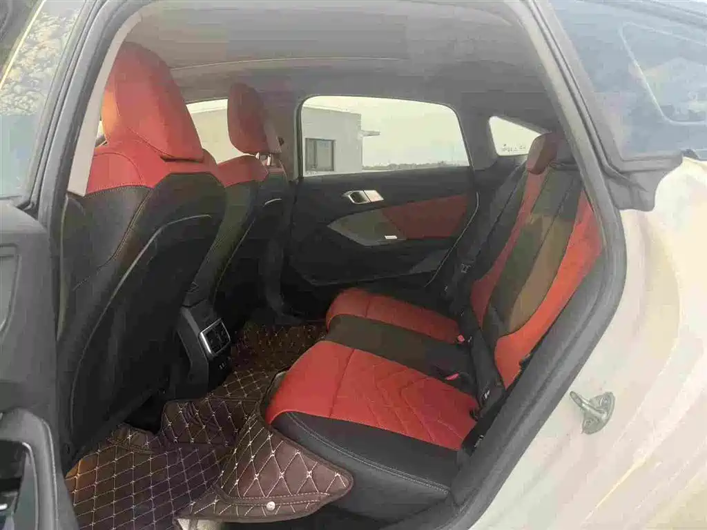 BMW 2 Series — миниатюра 6