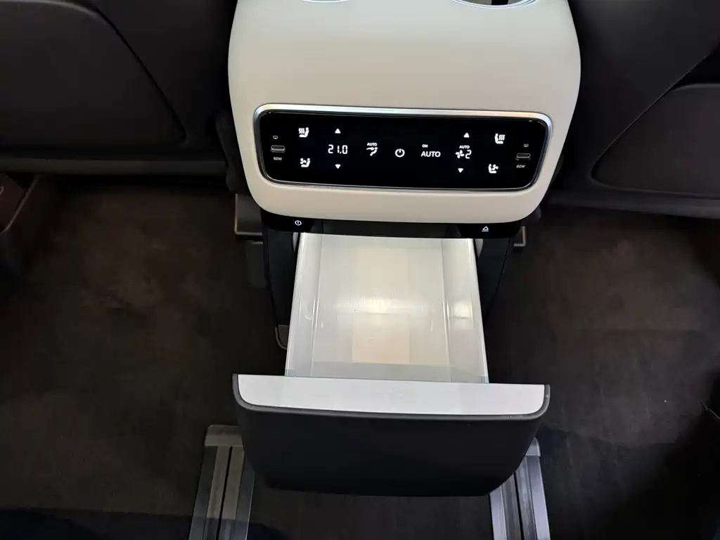 Li Auto Li MEGA — миниатюра 16